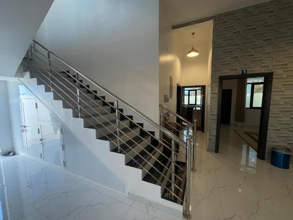 Hotel Tiwi Pearl Sur Esterno foto