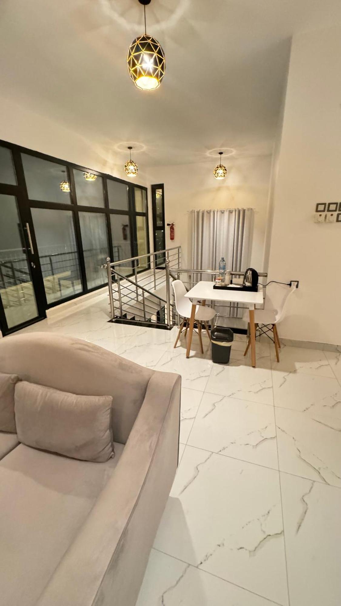 Hotel Tiwi Pearl Sur Esterno foto